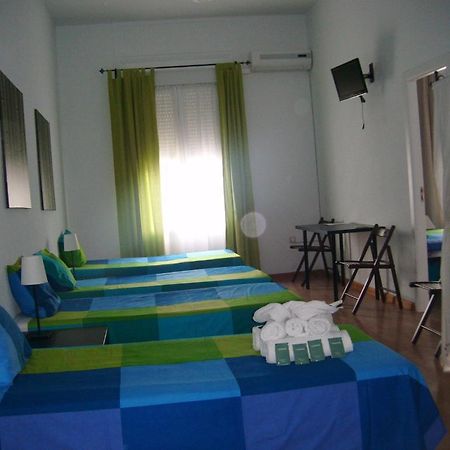 مدريد Puerta Del Sol Rooms الغرفة الصورة