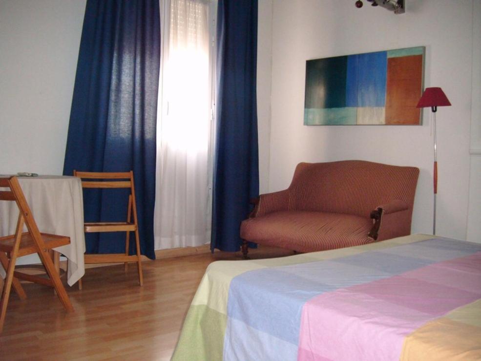 مدريد Puerta Del Sol Rooms الغرفة الصورة